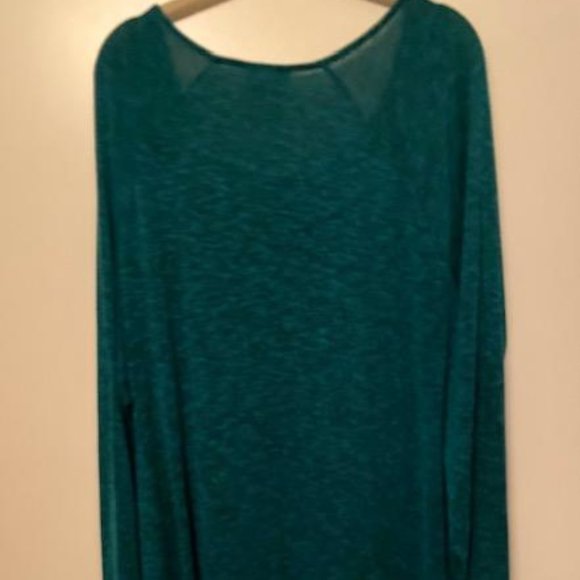 Ava Viv Light Weight Green Winter top, size 3X - Picture 7 of 8